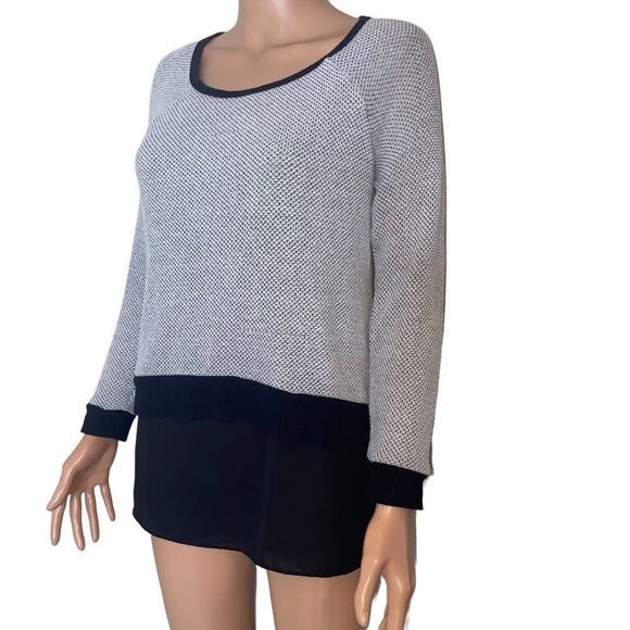 Bar III Women's Sweater Size SM gray and black two in one sweater lightweight - Picture 4 of 9